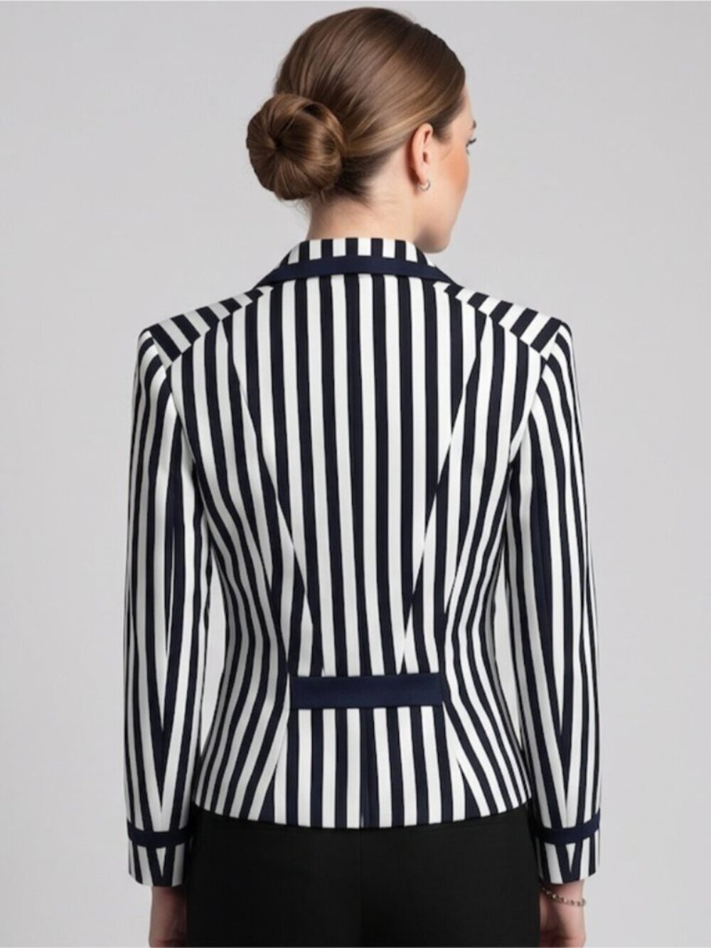 H&M Vertical Striped Blazer Blue And White - Picture 2 of 8